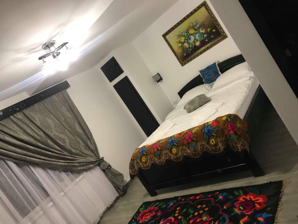 Cabana Hatere Moisei Bagian luar foto
