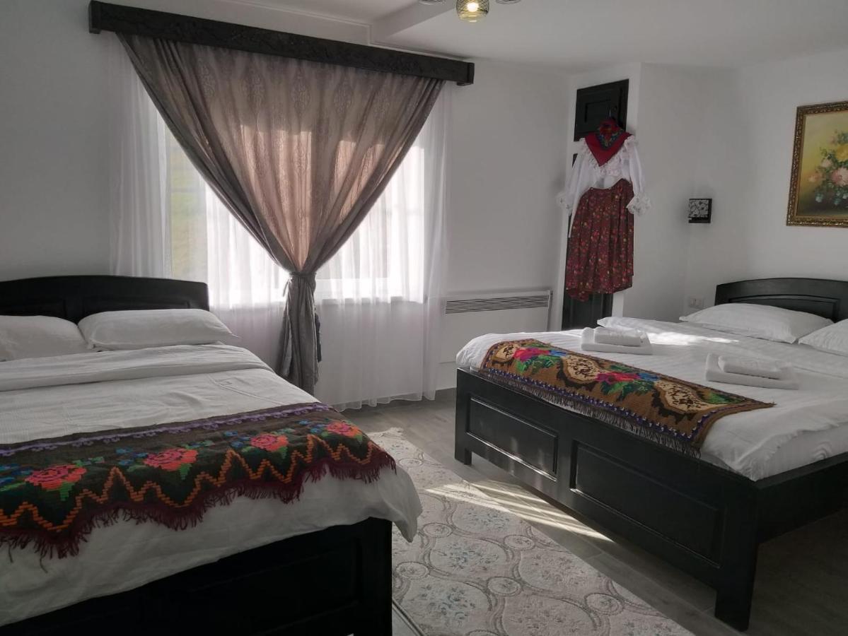 Cabana Hatere Moisei Bagian luar foto